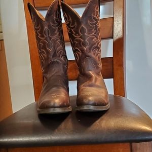 Cody James Cowboy Boots, Men's U.S. size 11, Brown